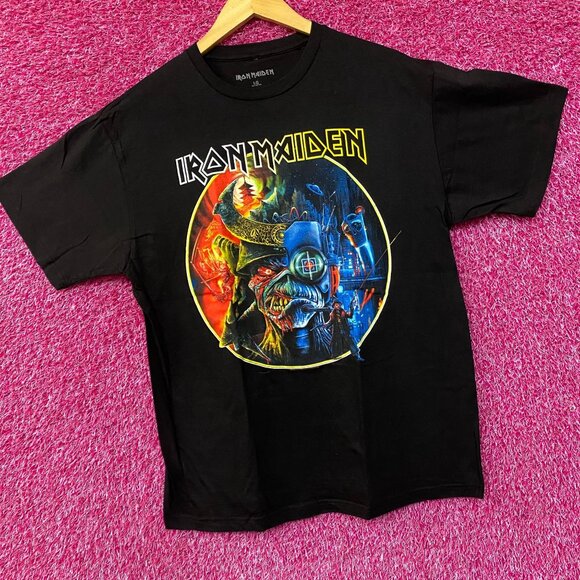 Iron Maiden The Future Past Tour '23 Circle Art T-Shirt Large - Picture 3 of 4